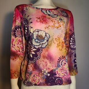 Women's floral abstract top